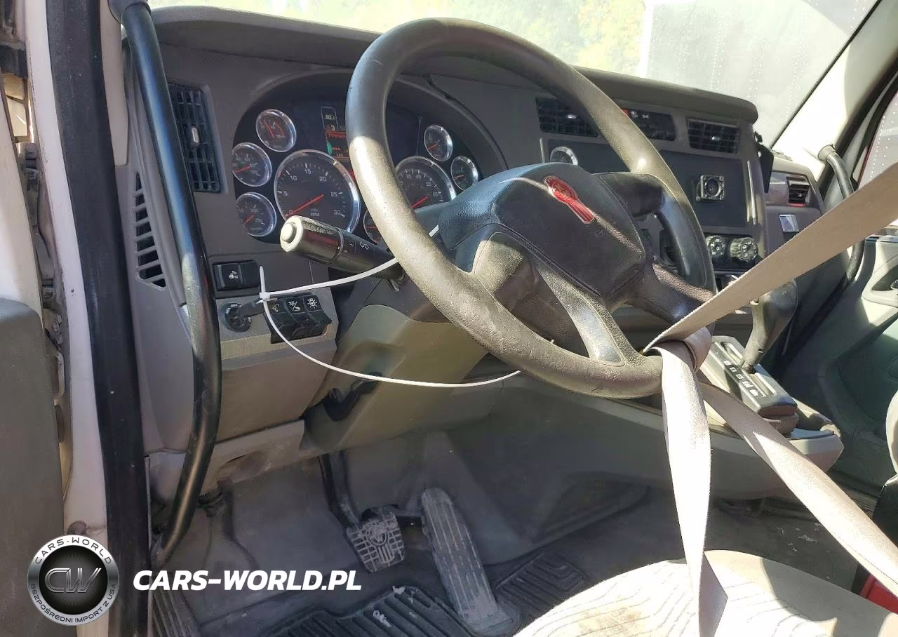 2015 Kenworth T680 Semi Truck VIN:1XKYDP9X3FJ438809 - 8