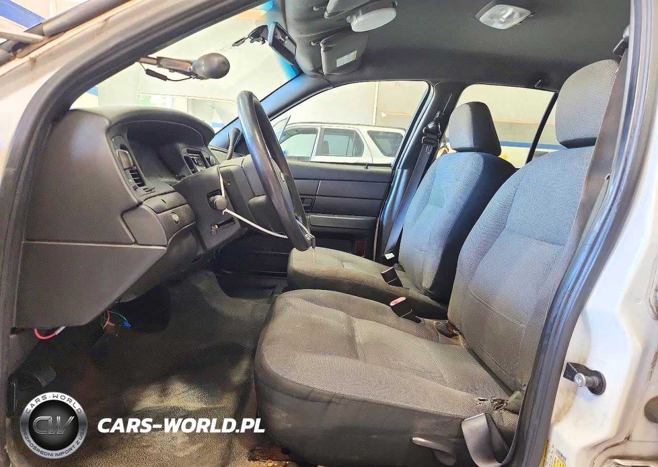 2009 Ford Crown Victoria Police Interceptor VIN:2FAHP71V69X123730 - 7