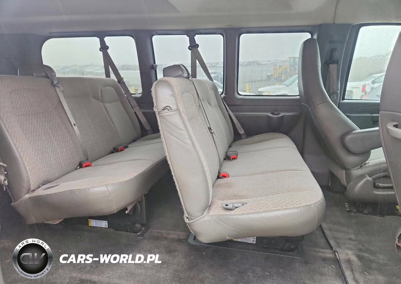 2016 Chevrolet Express G3500 Lt VIN:1GAZGMFG3G1174589 - 11