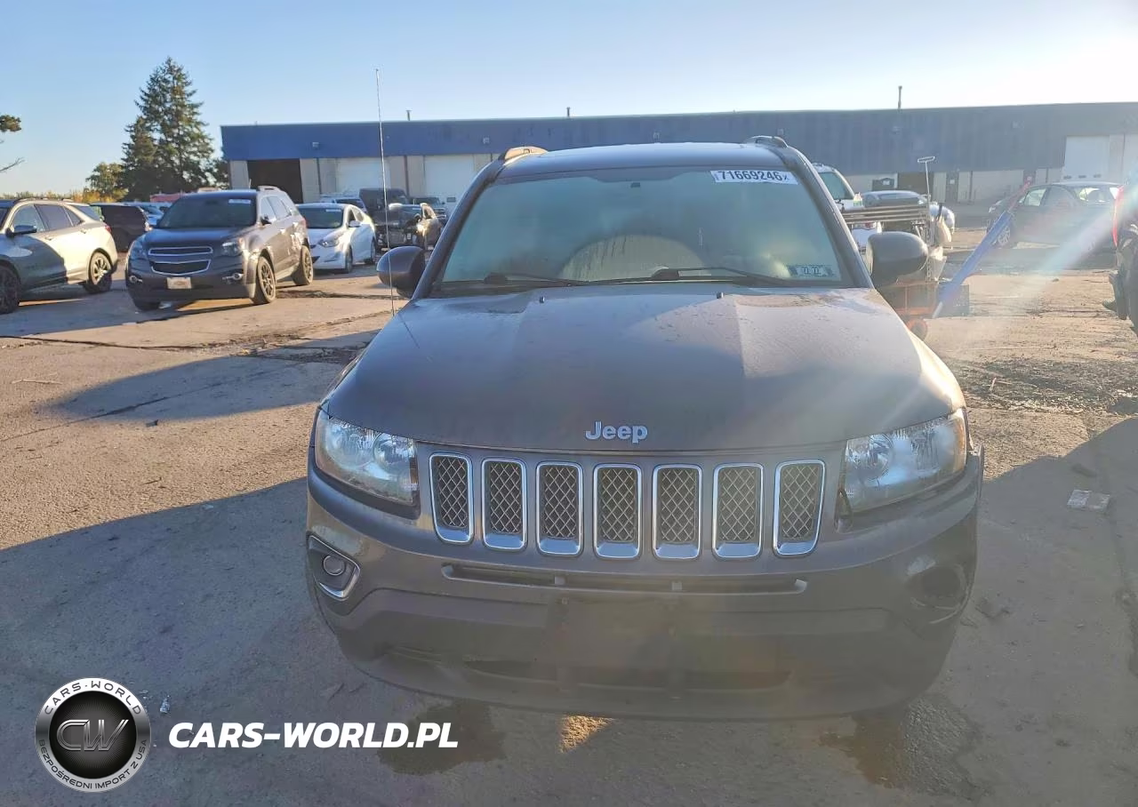 2017 Jeep Compass Latitude VIN:1C4NJDEB8HD192700 - 5