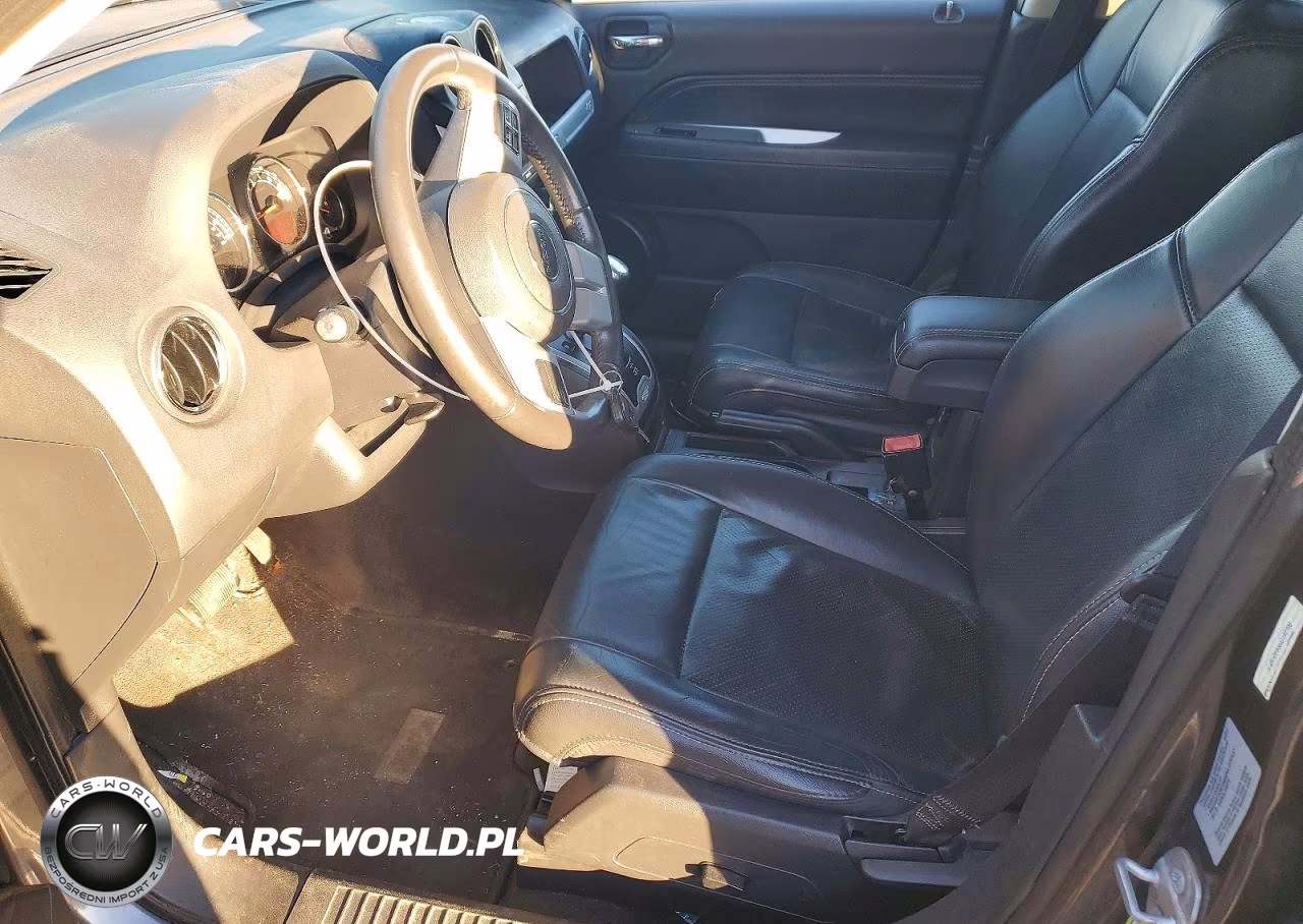 2017 Jeep Compass Latitude VIN:1C4NJDEB8HD192700 - 7