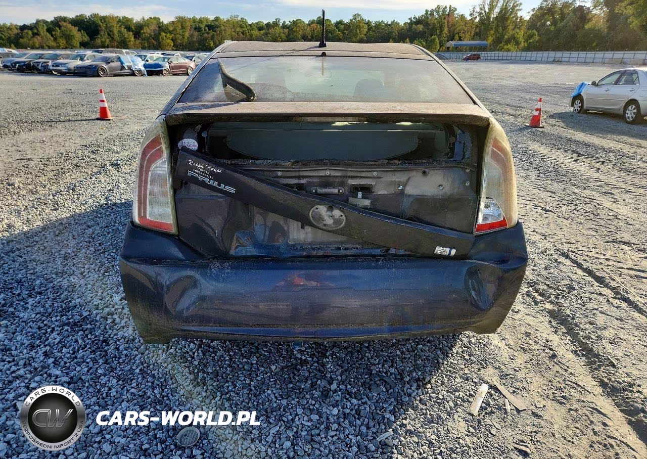 2015 Toyota Prius Two VIN:JTDKN3DU6F0452438 - 6