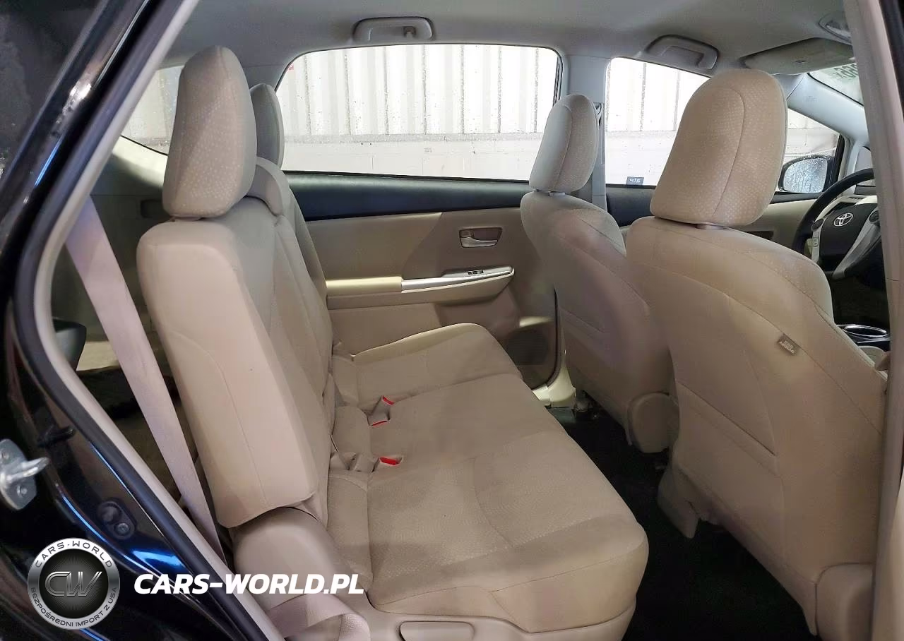 2013 Toyota Prius V VIN:JTDZN3EU8D3286951 - 11
