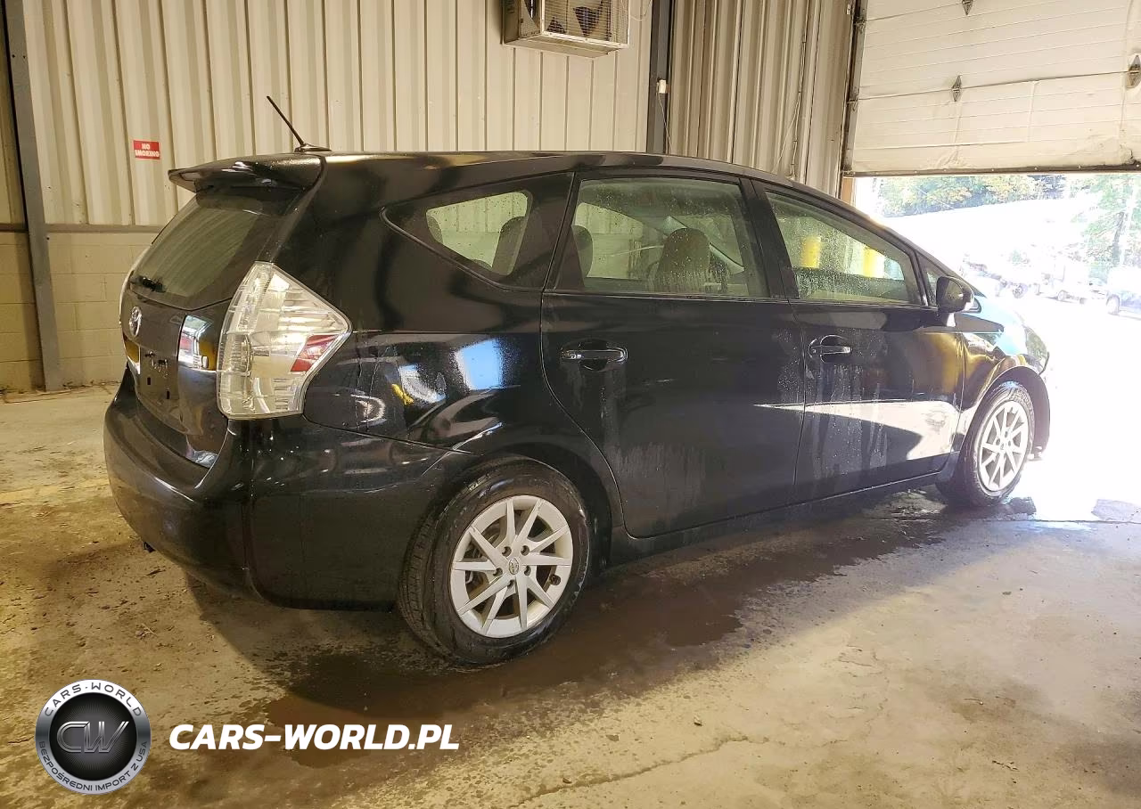 2013 Toyota Prius V VIN:JTDZN3EU8D3286951 - 3