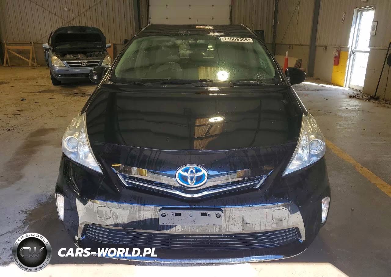 2013 Toyota Prius V VIN:JTDZN3EU8D3286951 - 5