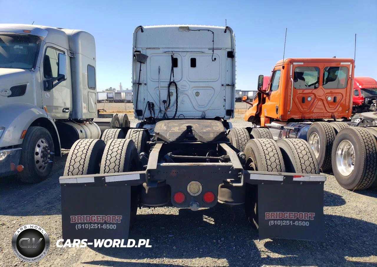 2012 Freightliner Cascadia 113 VIN:1FUJGHDVXCSBF2727 - 6