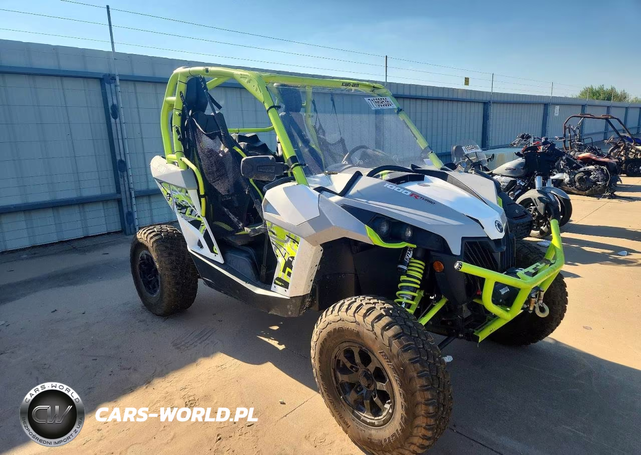 2015 Can-Am Maverick Utility Vehicle