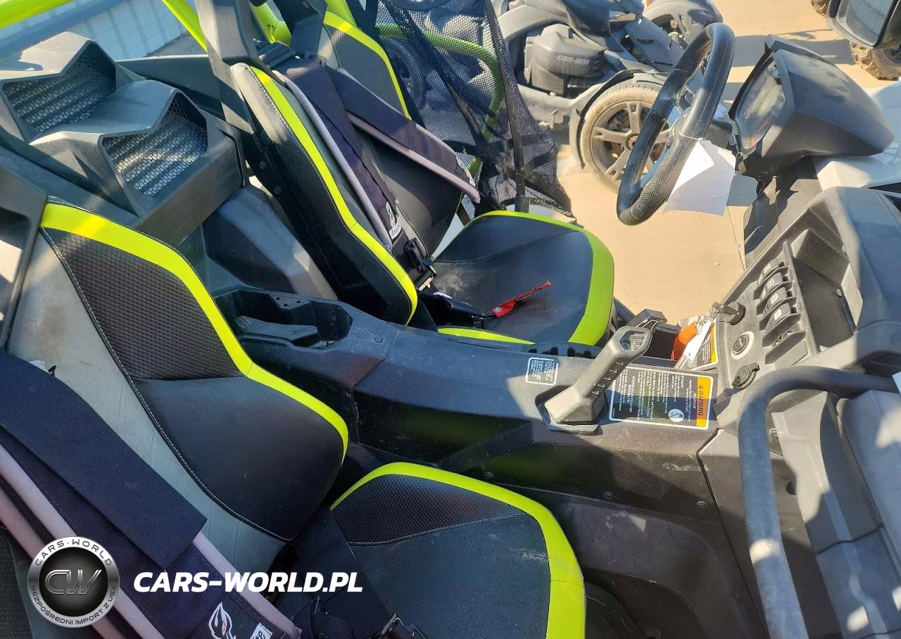 2015 Can-Am Maverick Utility Vehicle VIN:3JBPDAR21FJ002797 - 6
