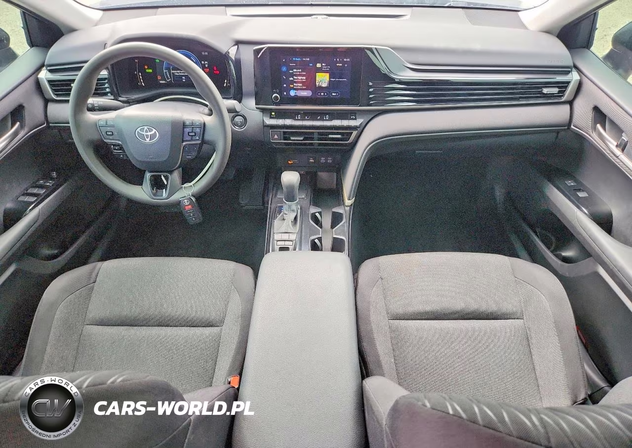 2026 Toyota Camry Le VIN:4T1DAACK6TU218003 - 8