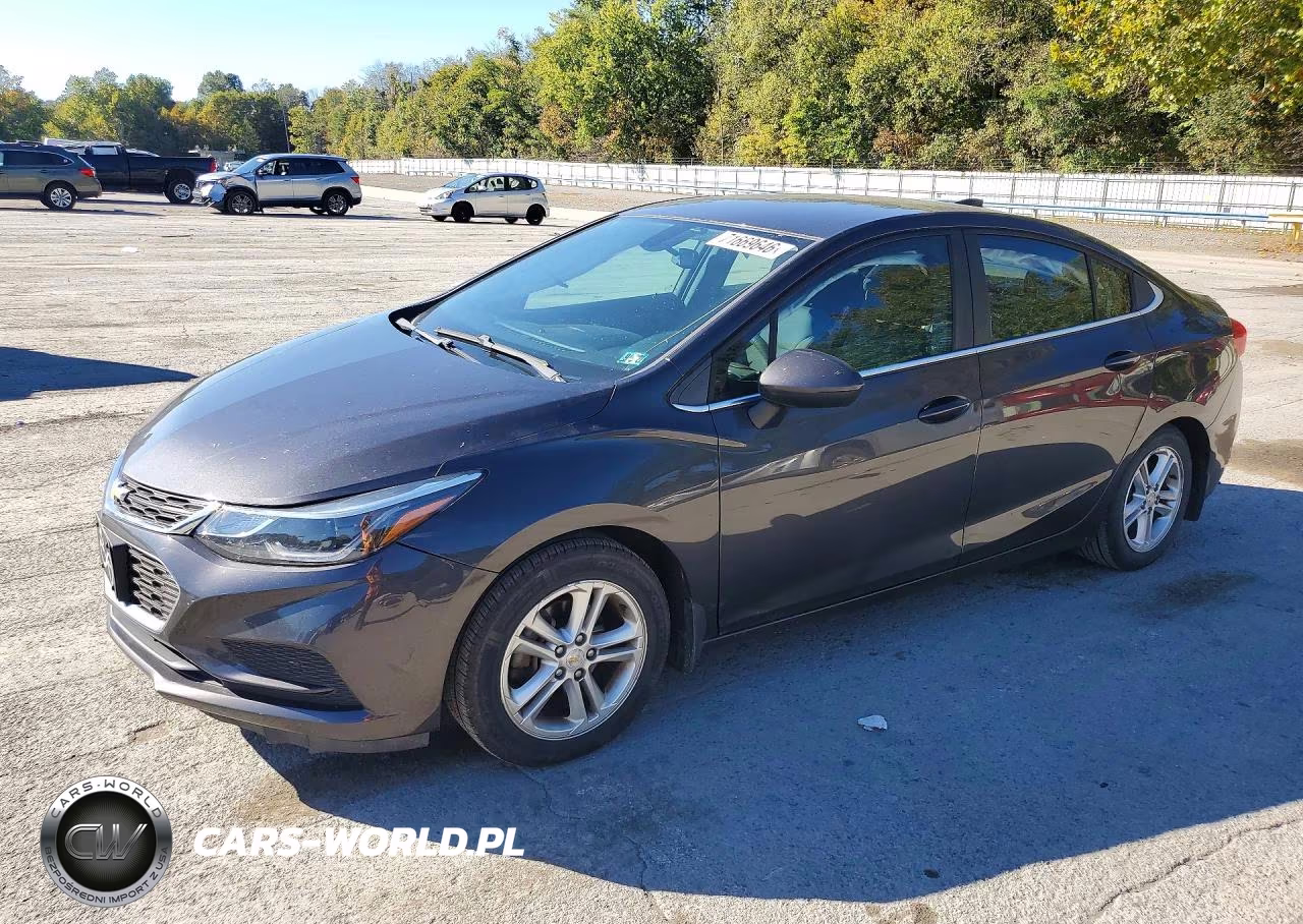 2016 Chevrolet Cruze Lt VIN:1G1BE5SM9G7324047 - 1