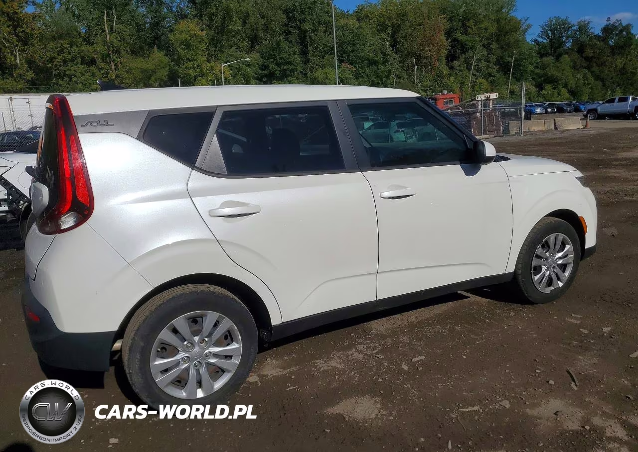2020 Kia Soul Lx VIN:KNDJ23AU0L7725837 - 3
