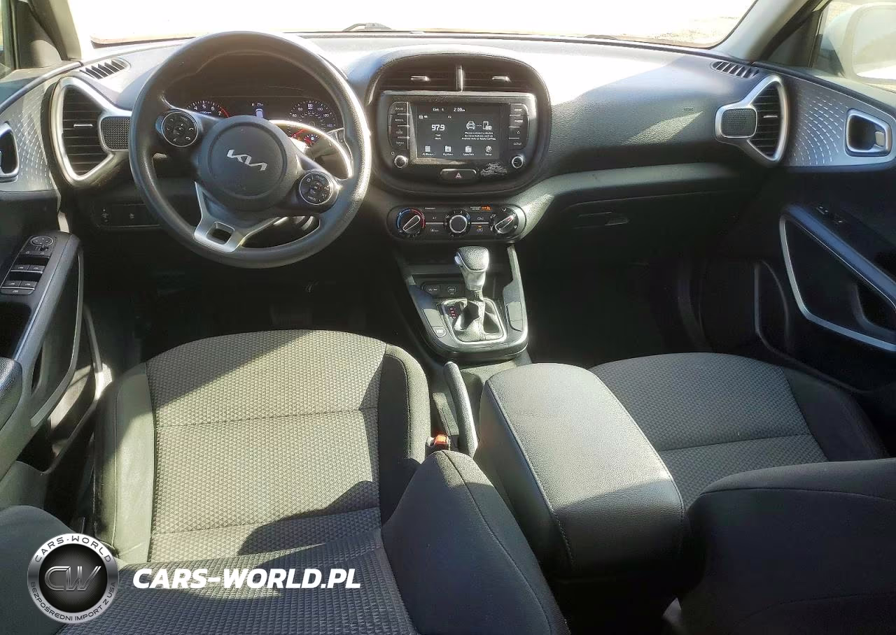 2020 Kia Soul Lx VIN:KNDJ23AU0L7725837 - 8