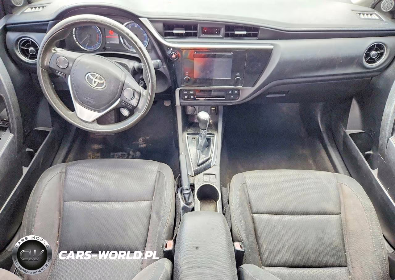 2018 Toyota Corolla Le VIN:5YFBURHE8JP822716 - 8