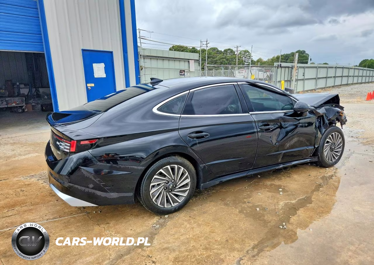 2025 Hyundai Sonata Hybrid Limited VIN:KMHL54JJ0SA126994 - 3