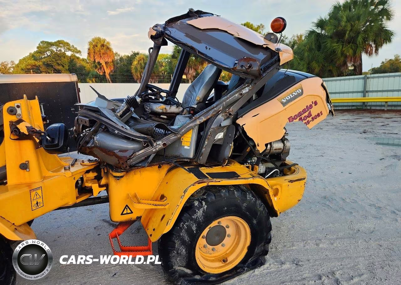 2019 Volvo Wheel Loader VIN:VCEL30GSC03224487 - 10