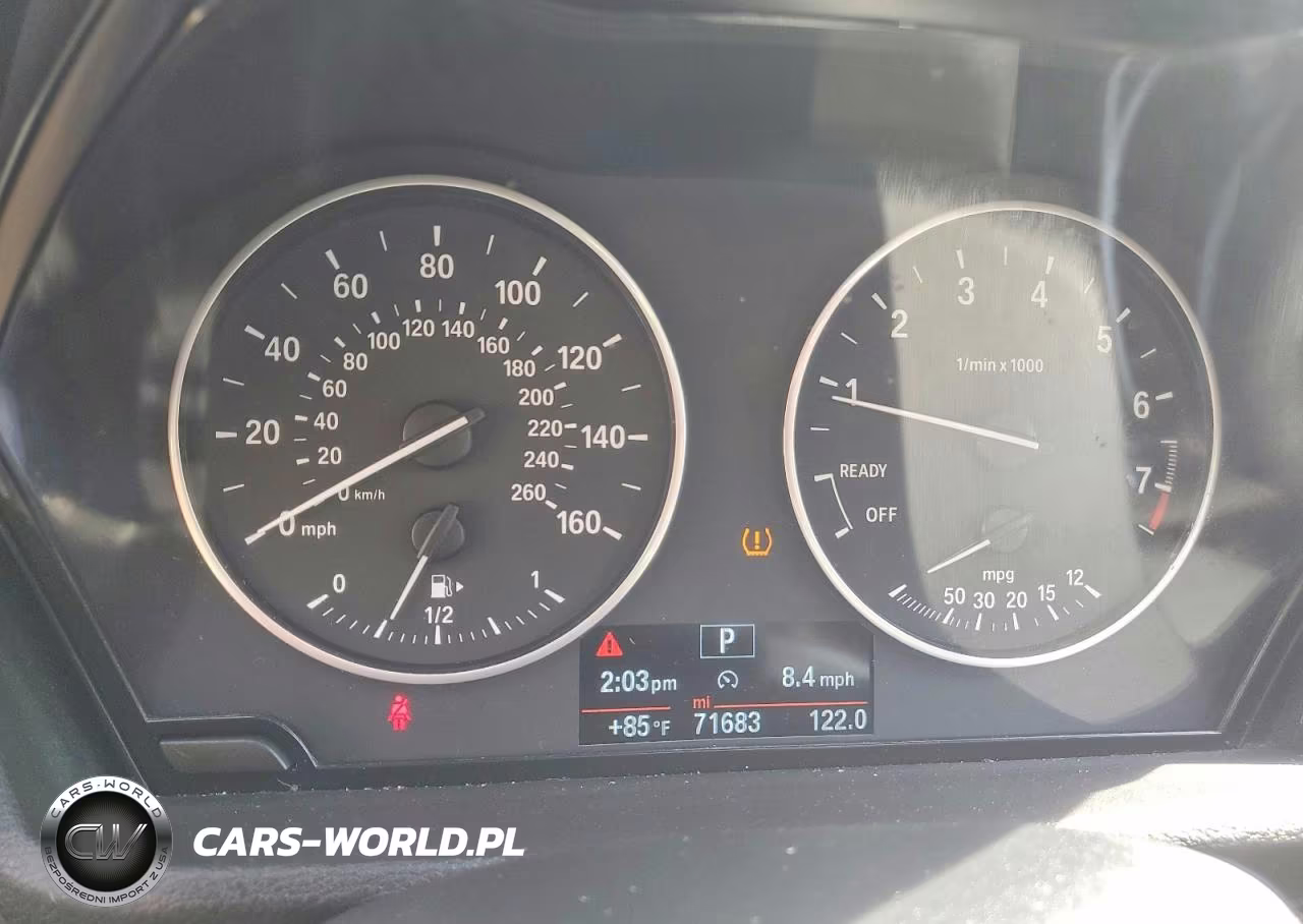 2018 BMW X1 xDrive28I VIN:WBXHT3C37J5K30028 - 9