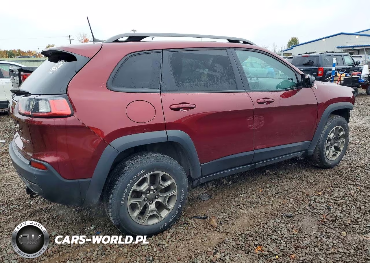 2020 Jeep Cherokee Trailhawk VIN:1C4PJMBX8LD524183 - 3