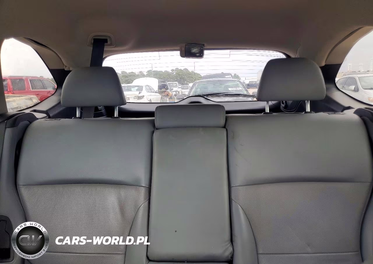 2019 Subaru Outback 3.6R Limited VIN:4S4BSENC2K3215301 - 10