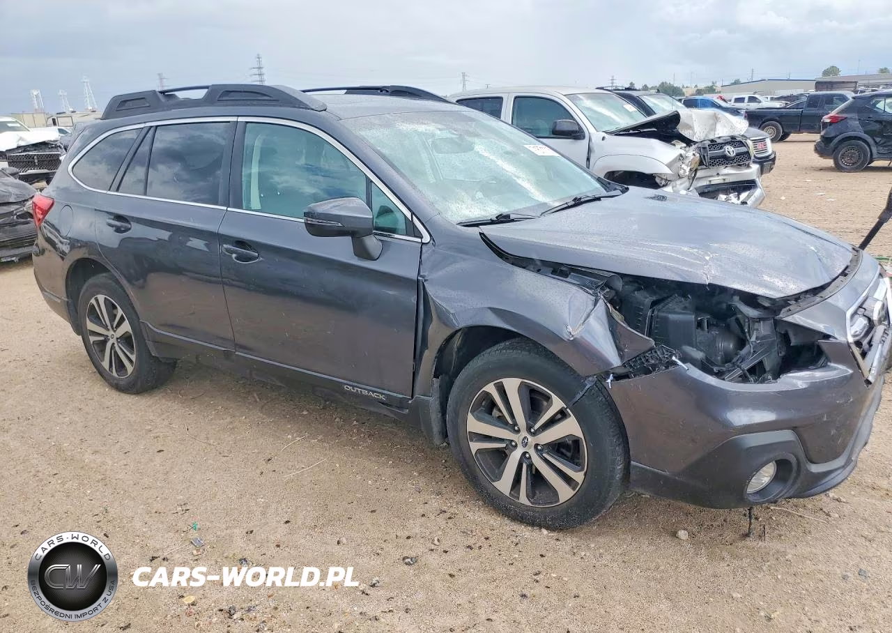 2019 Subaru Outback 3.6R Limited VIN:4S4BSENC2K3215301 - 4
