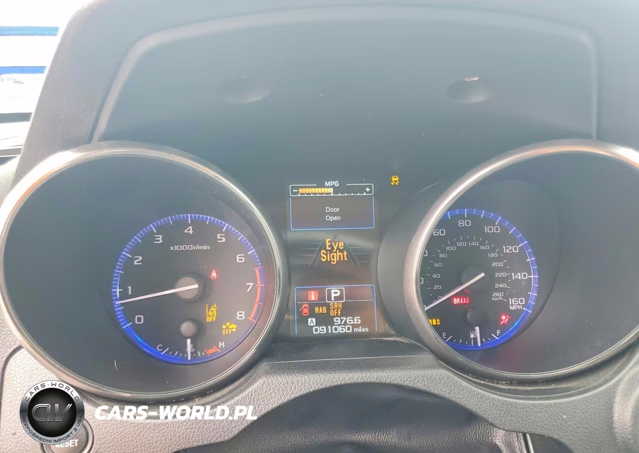 2019 Subaru Outback 3.6R Limited VIN:4S4BSENC2K3215301 - 9