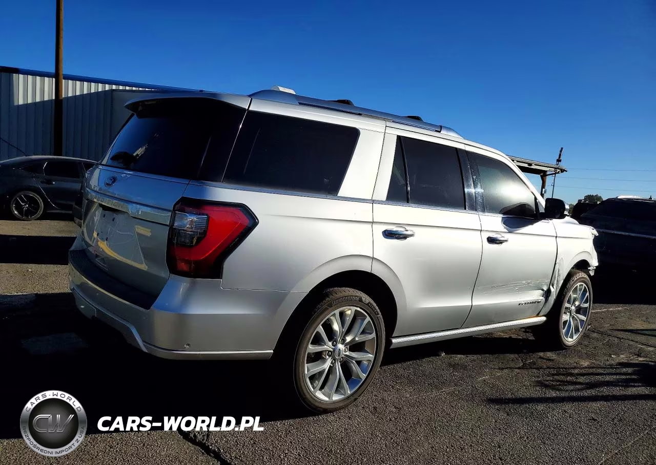 2019 Ford Expedition Platinum VIN:1FMJU1MT7KEA17379 - 3