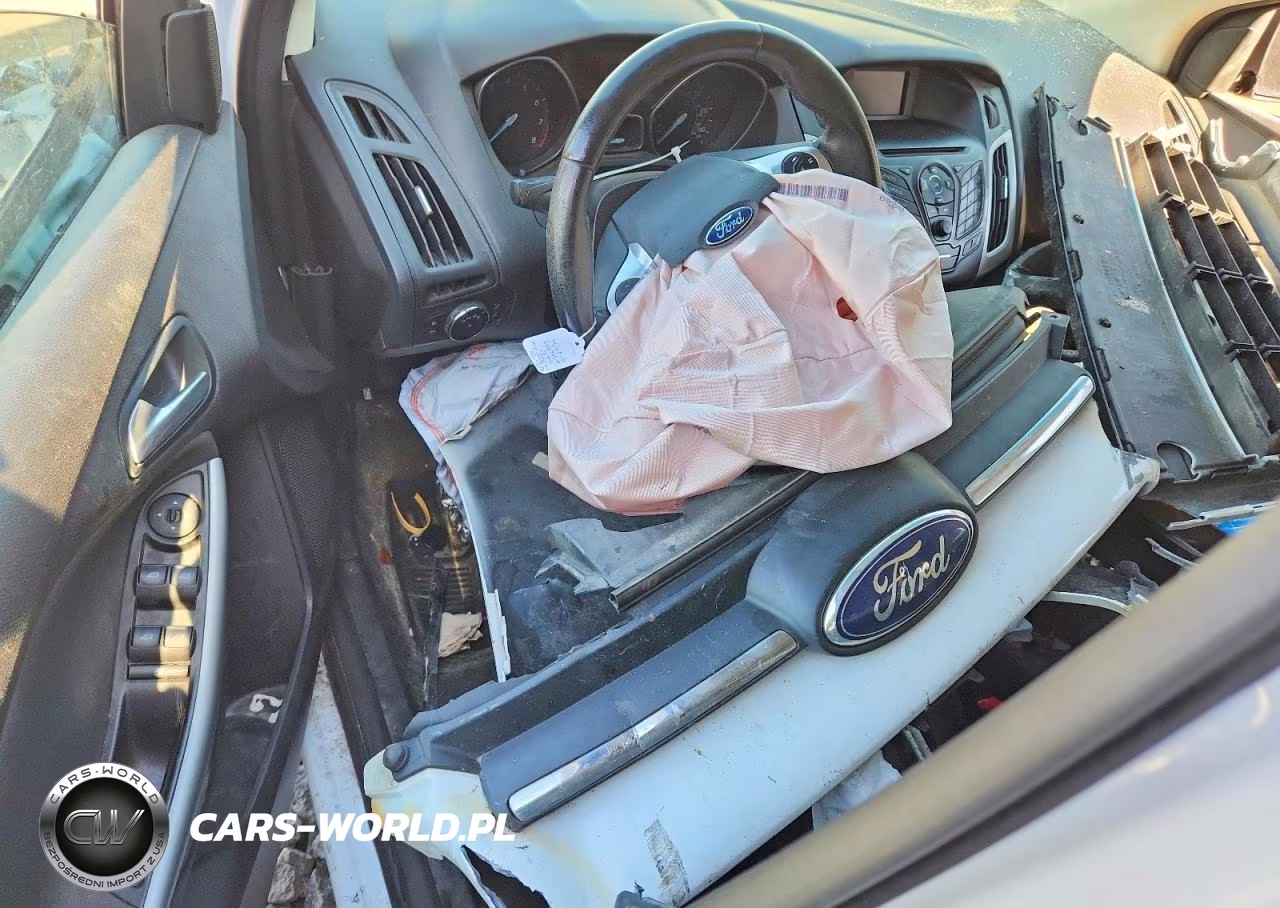 2014 Ford Focus Se VIN:1FADP3F22EL143275 - 8