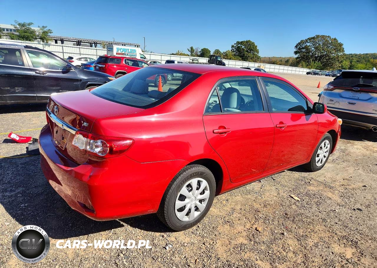 2011 Toyota Corolla Le VIN:2T1BU4EEXBC710363 - 3
