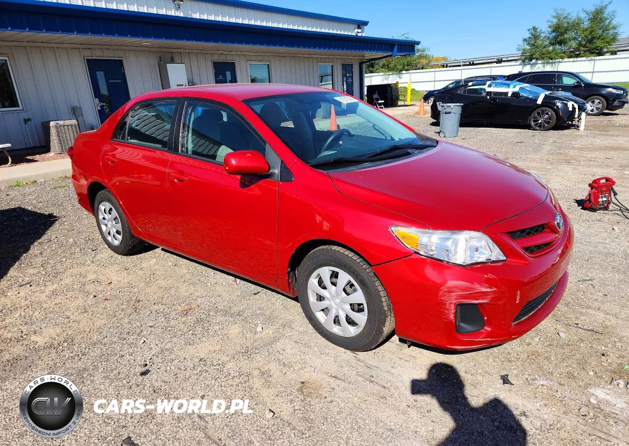 2011 Toyota Corolla Le VIN:2T1BU4EEXBC710363 - 4