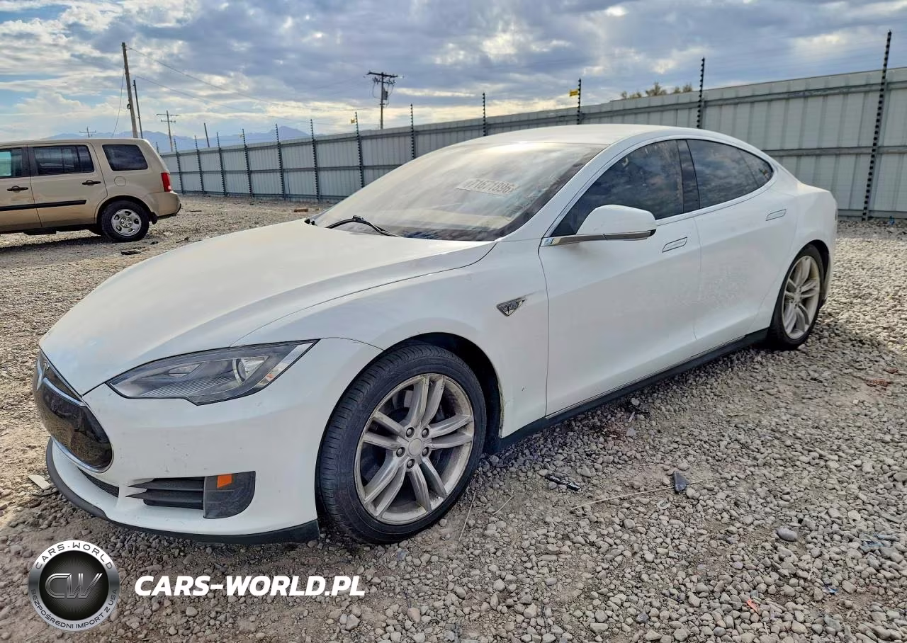 2013 Tesla Model S