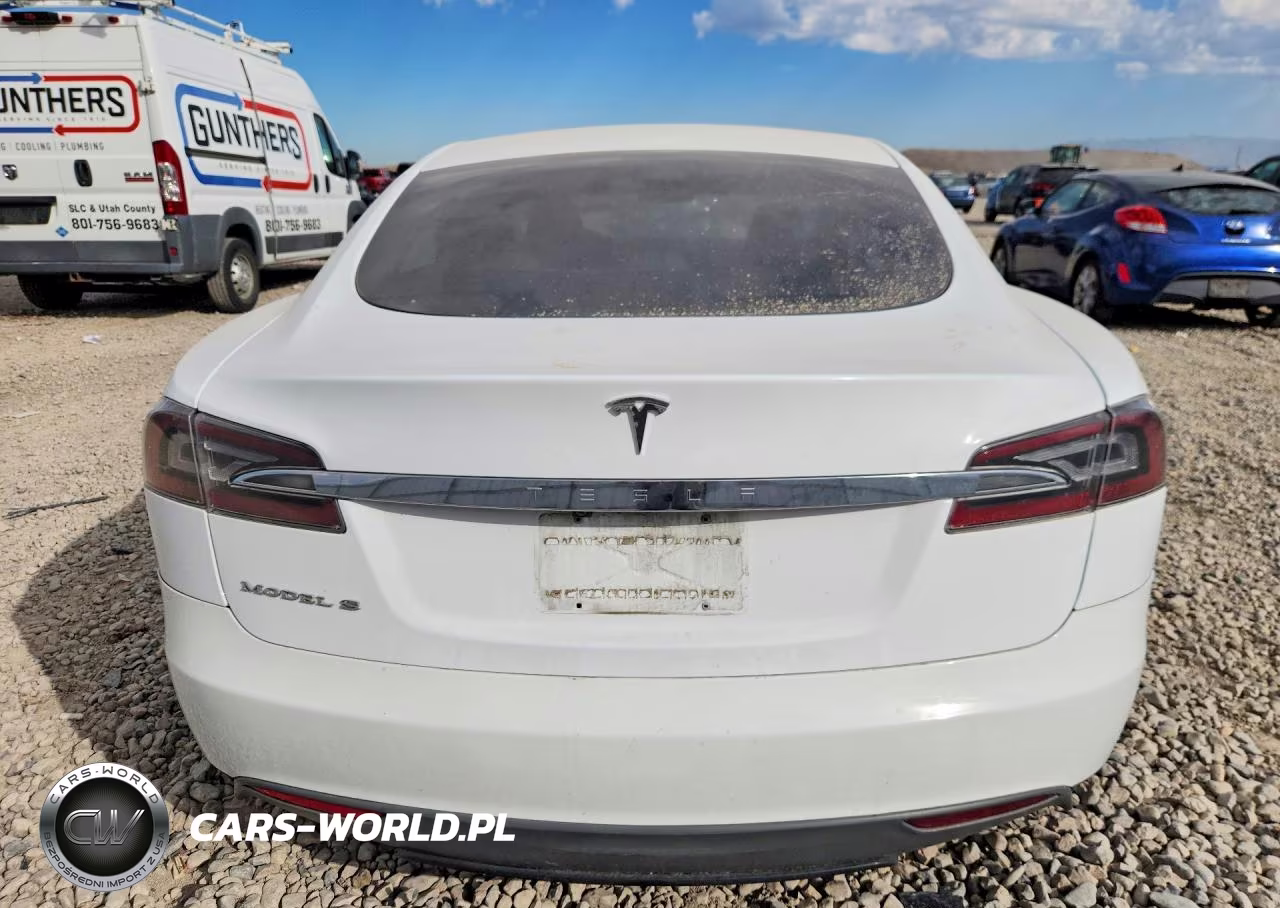 2013 Tesla Model S VIN:5YJSA1AC1DFP10231 - 6