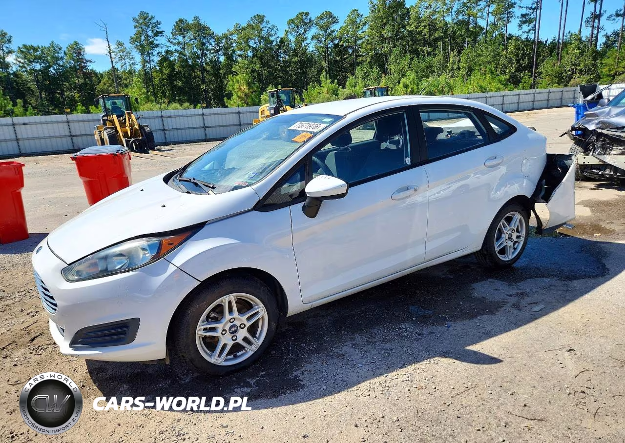 2018 Ford Fiesta Se VIN:3FADP4BJ1JM133686 - 1