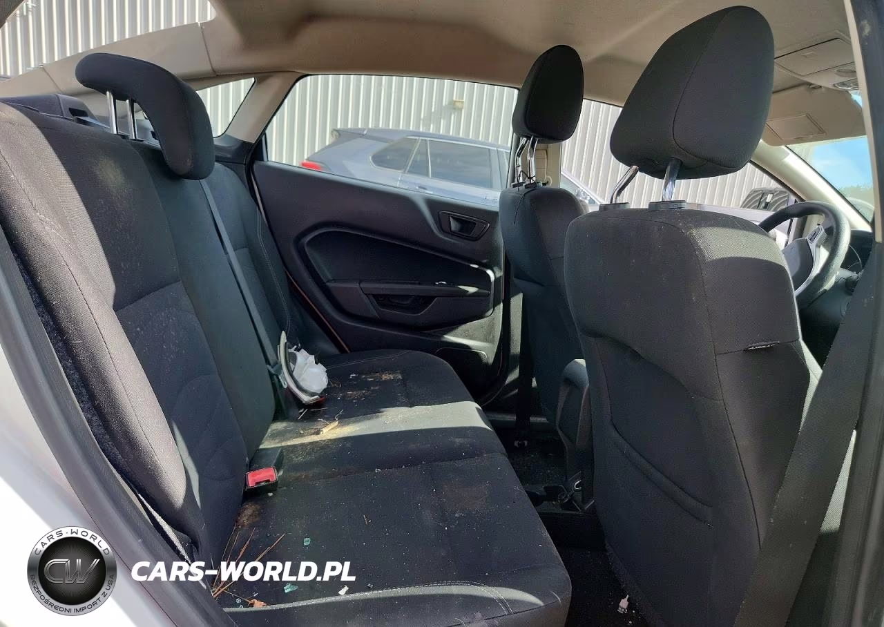 2018 Ford Fiesta Se VIN:3FADP4BJ1JM133686 - 10