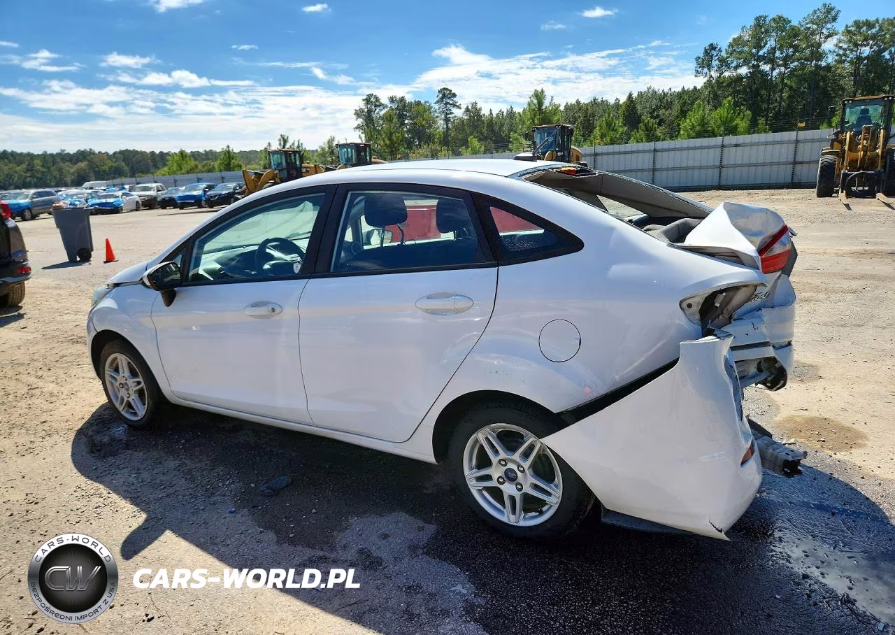2018 Ford Fiesta Se VIN:3FADP4BJ1JM133686 - 2