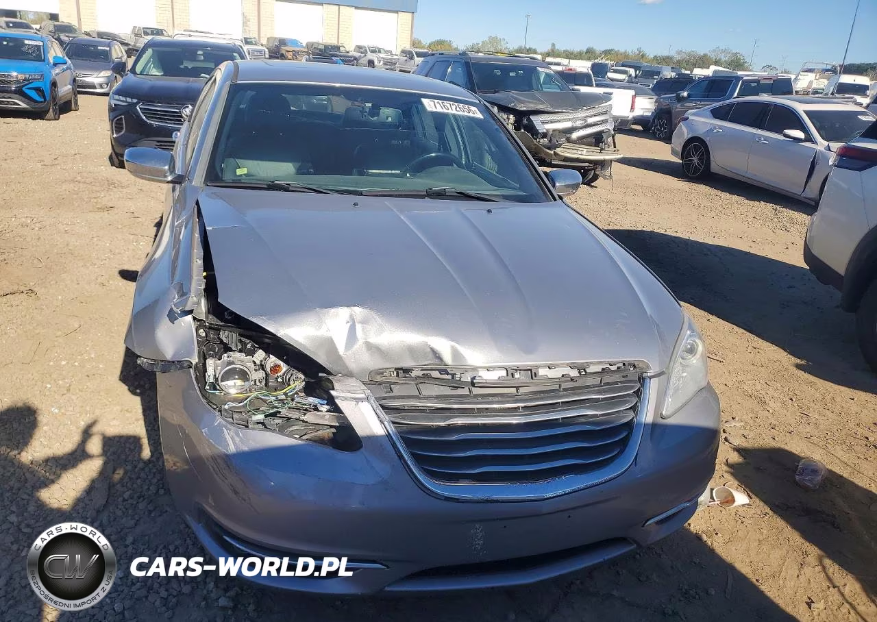 2014 Chrysler 200 Limited VIN:1C3CCBCG5EN134915 - 5