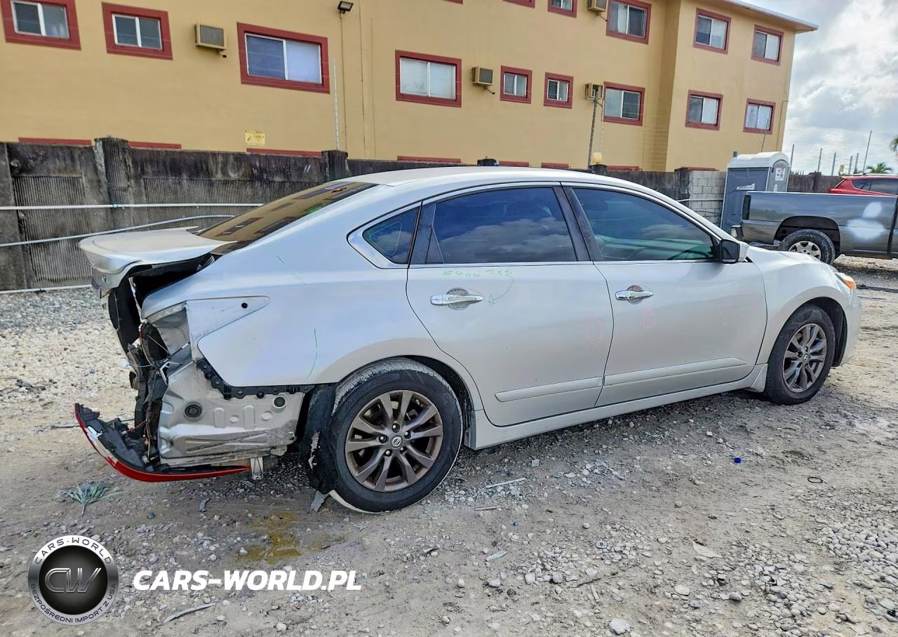 2017 Nissan Altima 2.5 S VIN:1N4AL3APXHC483845 - 3