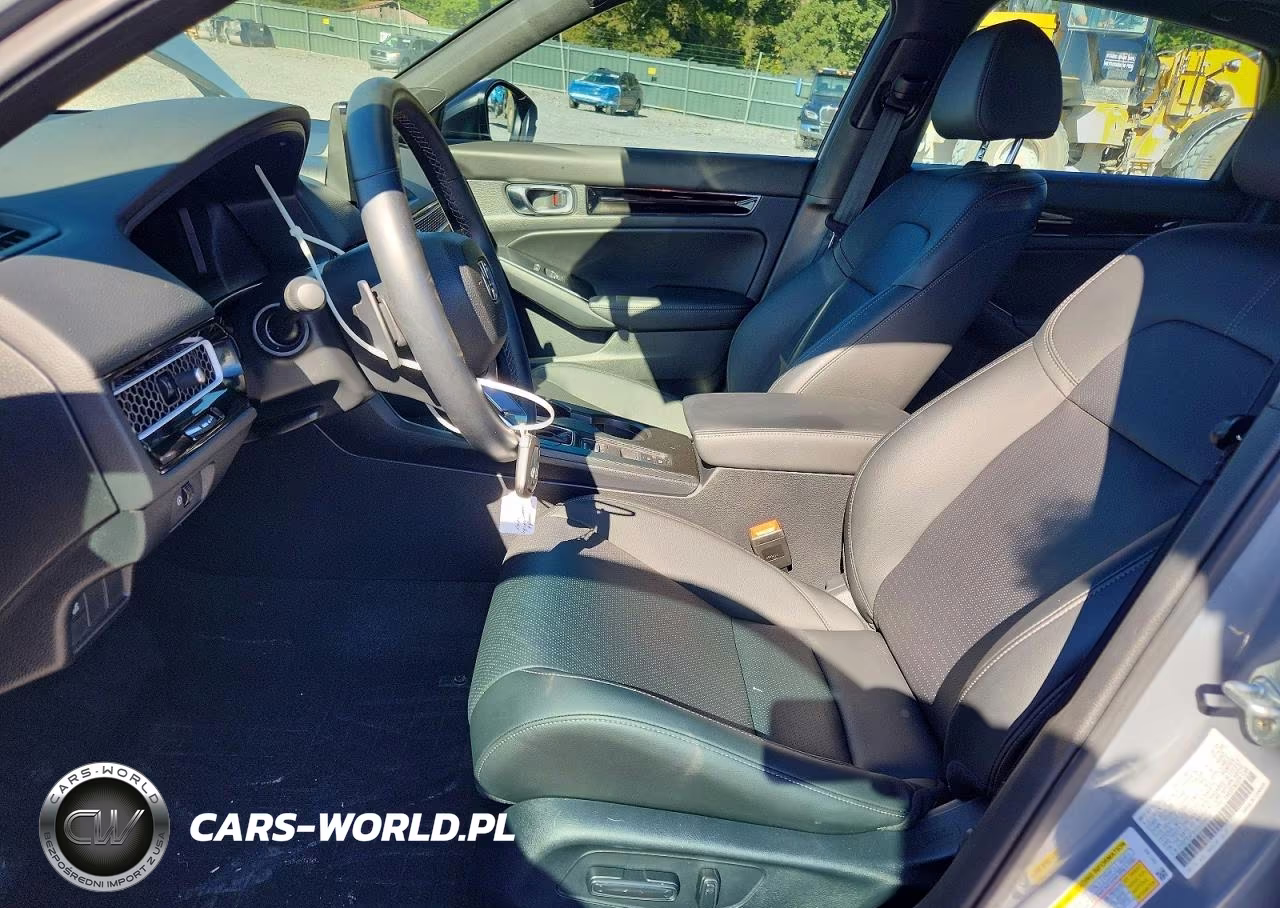 2025 Honda Civic Sport VIN:2HGFE4F80SH306681 - 7