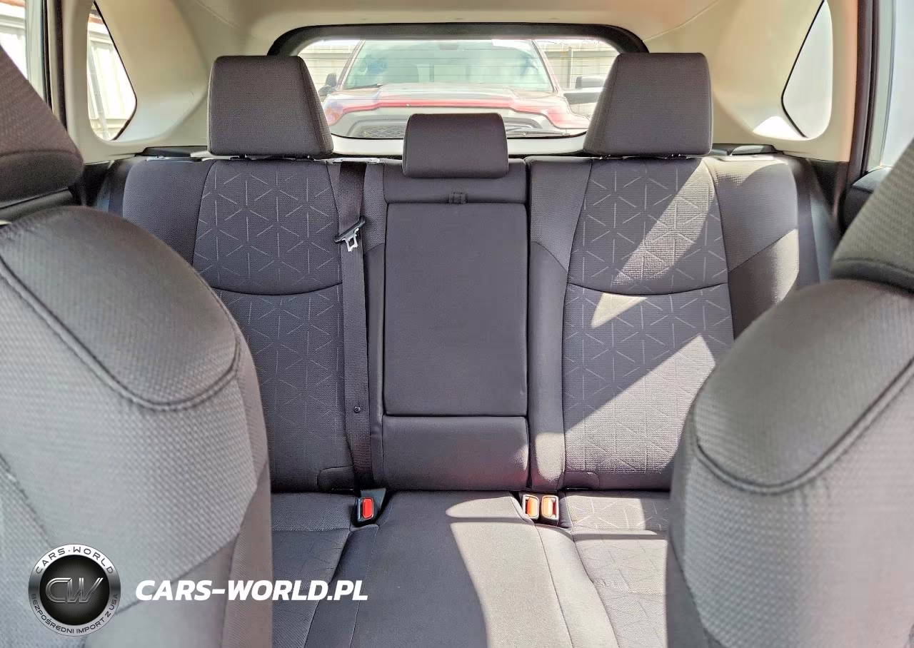 2023 Toyota Rav4 Xle VIN:JTMW1RFV4PD113466 - 10