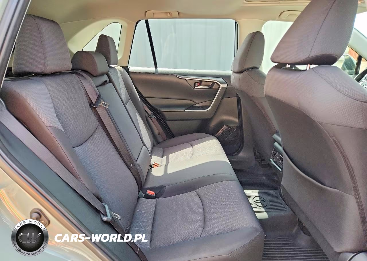 2023 Toyota Rav4 Xle VIN:JTMW1RFV4PD113466 - 11