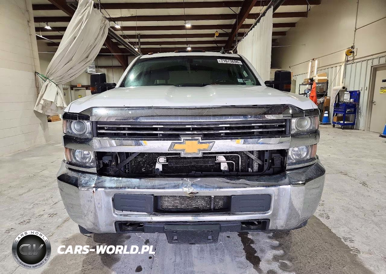 2015 Chevrolet Silverado K3500 VIN:1GC4KYC84FF632534 - 5