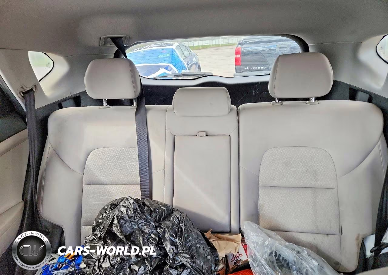 2018 Hyundai Tucson Se VIN:KM8J2CA42JU807384 - 10