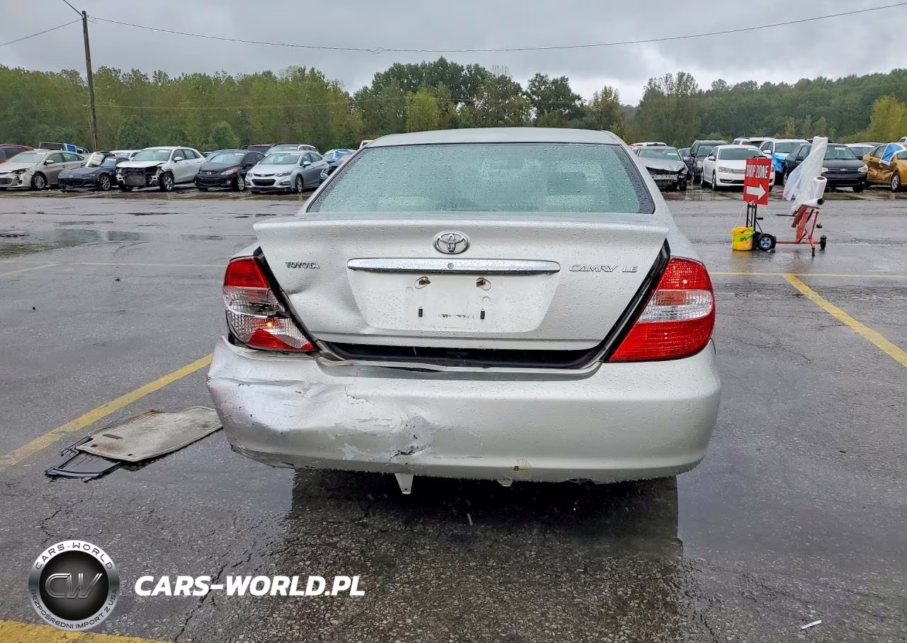 2004 Toyota Camry Le VIN:JTDBE32KX40272460 - 6