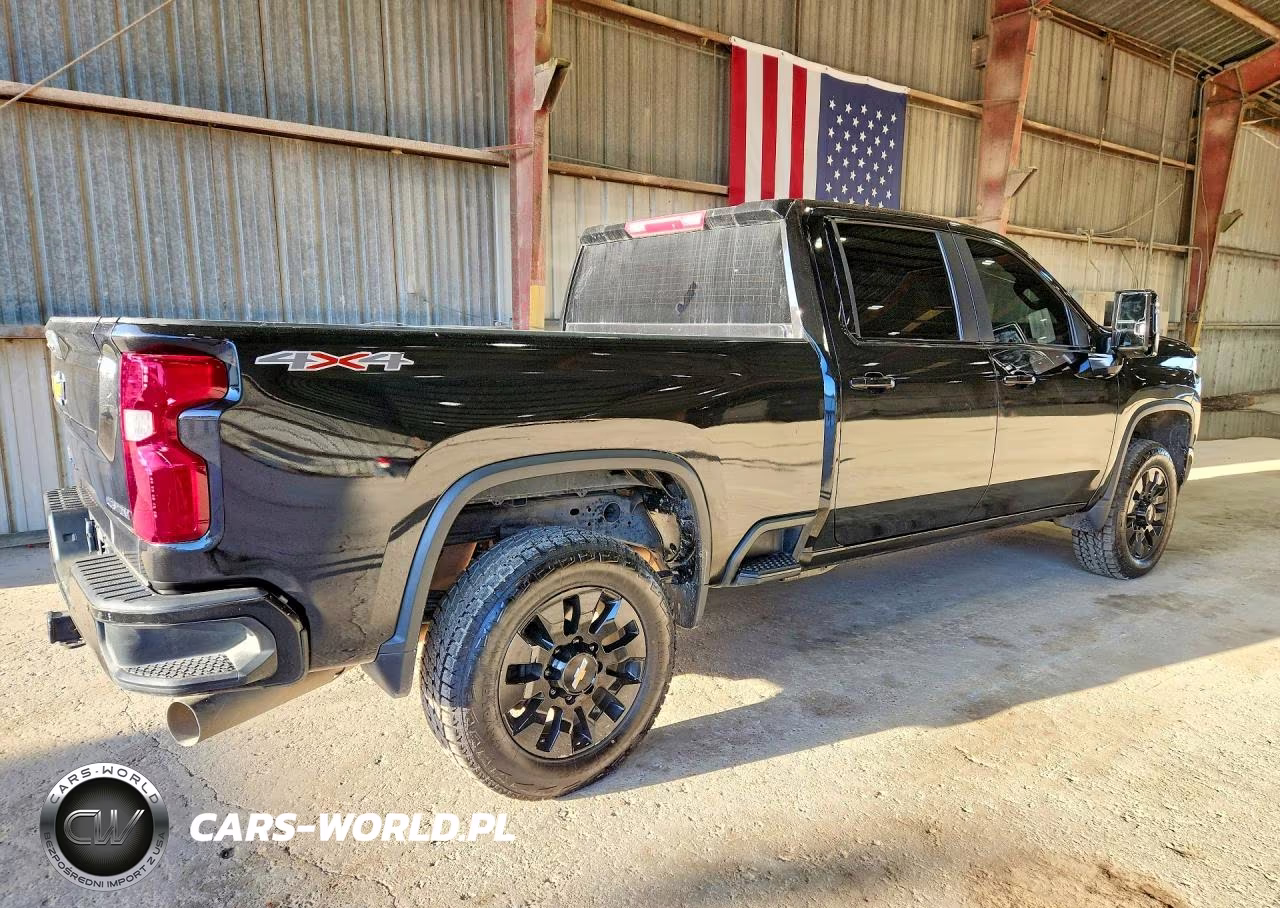 2023 Chevrolet Silverado K2500 Custom VIN:1GC4YMEYXPF256590 - 3