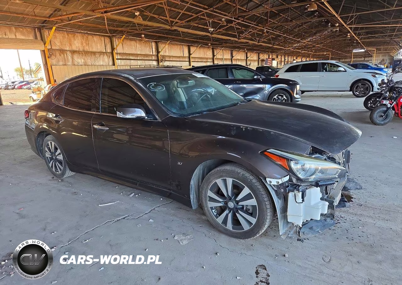 2017 Infiniti Q70 3.7 VIN:JN1BY1AP8HM740468 - 4