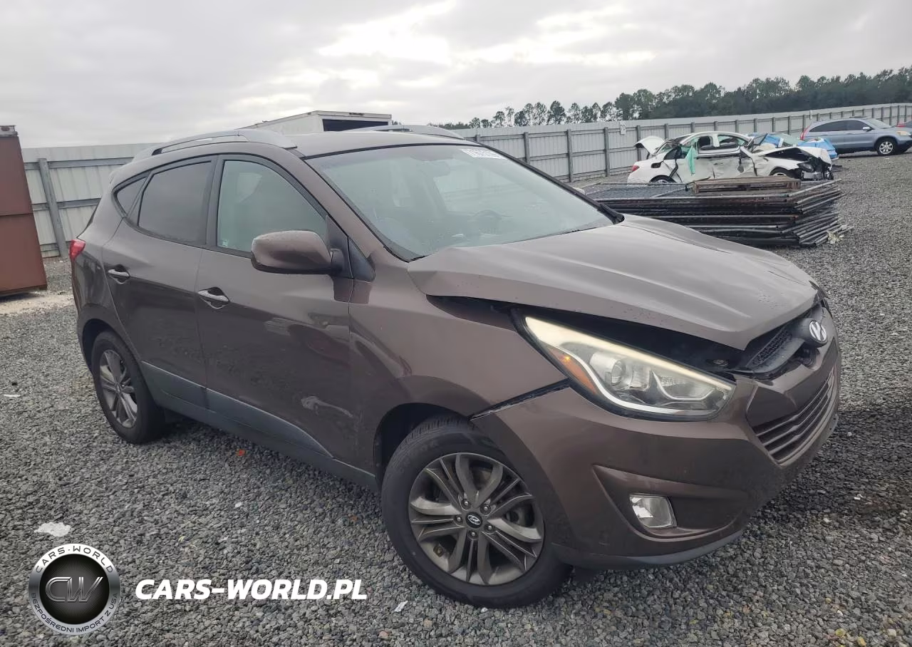 2015 Hyundai Tucson Se VIN:KM8JU3AG9FU014899 - 4