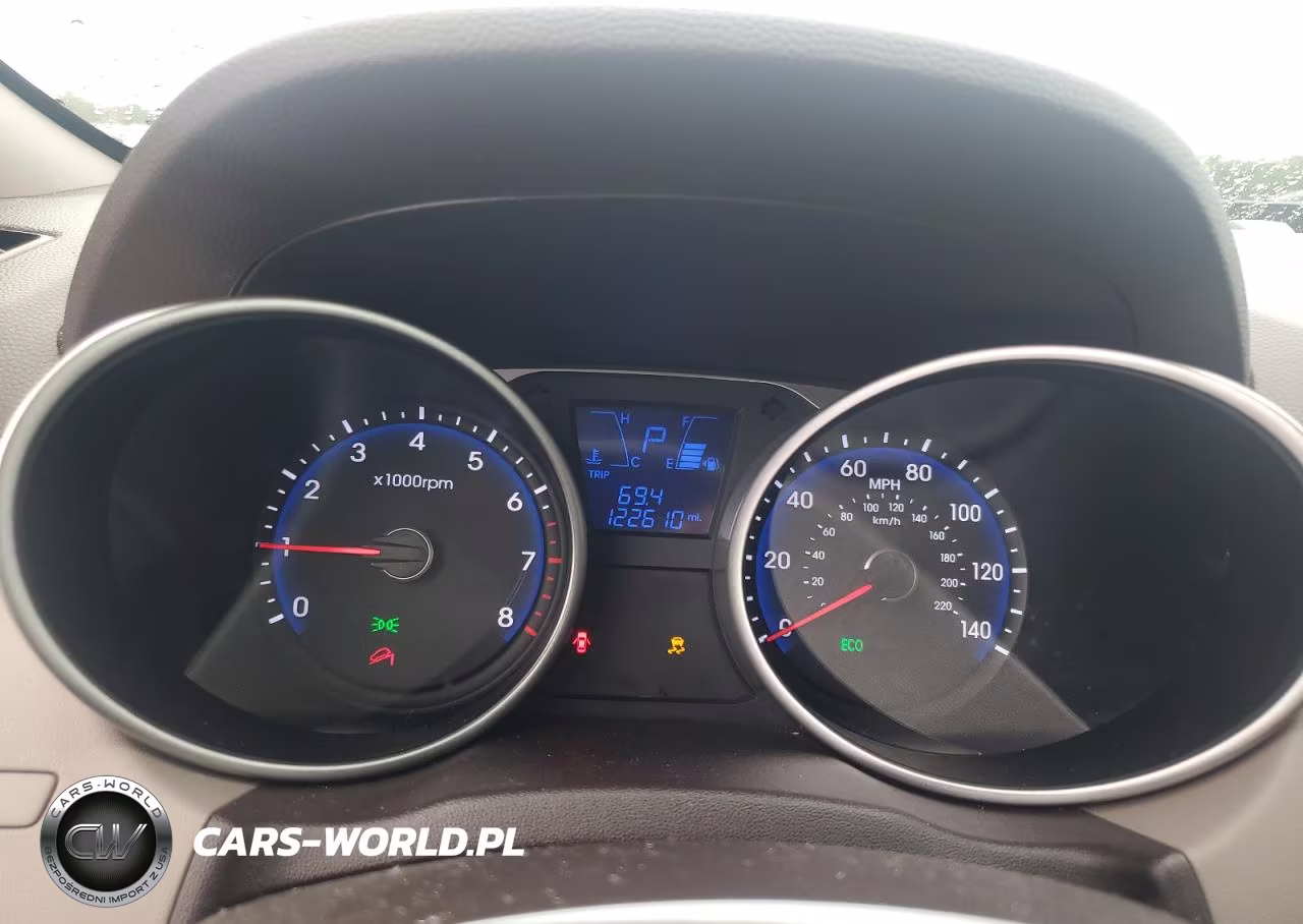 2015 Hyundai Tucson Se VIN:KM8JU3AG9FU014899 - 9