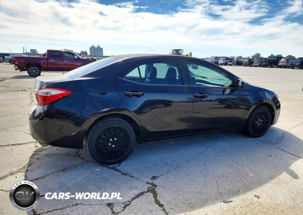 2014 Toyota Corolla Le VIN:5YFBURHE0EP080334 - 3
