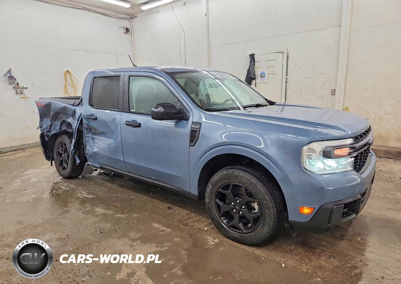 2024 Ford Maverick Xlt VIN:3FTTW8J96RRA72499 - 4