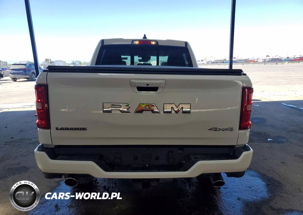 2026 Ram 1500 Laramie VIN:1C6SRFJP4TN443795 - 6