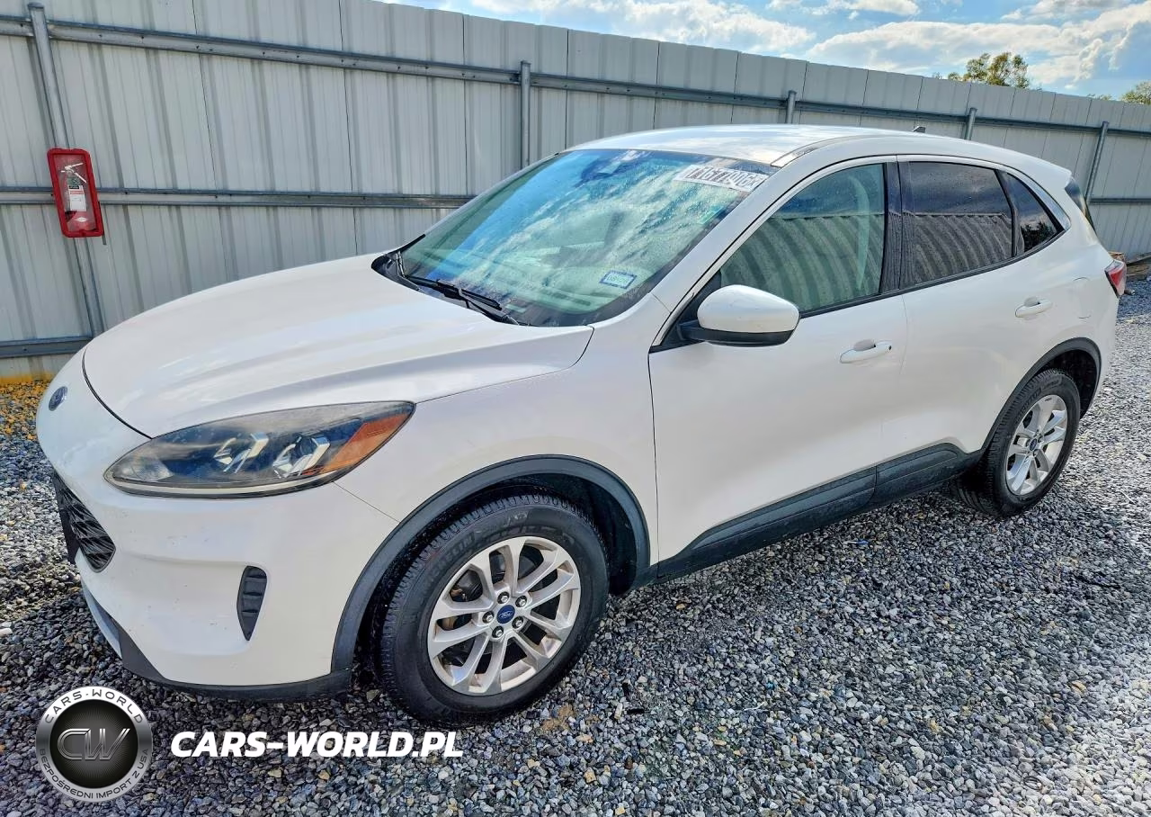 2021 Ford Escape Se