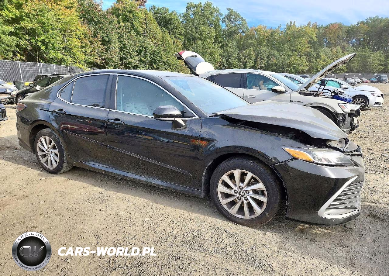 2021 Toyota Camry Le VIN:4T1C11AK6MU440976 - 4
